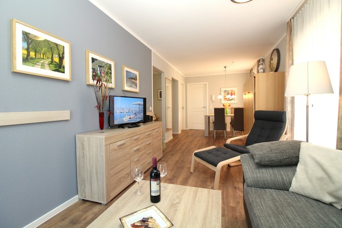 Ferienwohnung in K&uuml;hlungsborn - Appartementanlage Ostseeblick Fewo R&uuml;gen 12 - der moderne Wohn- und Essbereich
