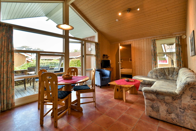 Ferienhaus in Pelzerhaken - Ferienhaus Typ C im Ferienpark AM WALDRAND - Gro&szlig;z&uuml;giger Wohnraum