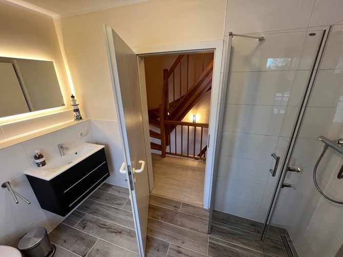 Ferienhaus in Ostseeheilbad Zingst - Weidenstra&szlig;e 6 - neues Bad