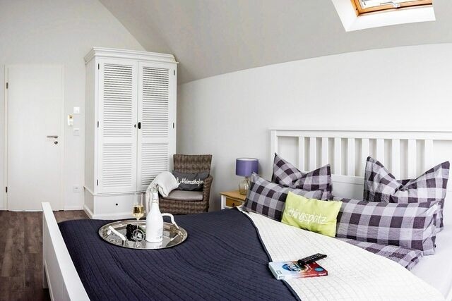 Ferienwohnung in Olpenitz - Maisonette Fewo Ostseeflair by Seeblick Ferien ORO, erste Wasserreihe, E-S&auml;ule - Bild 21