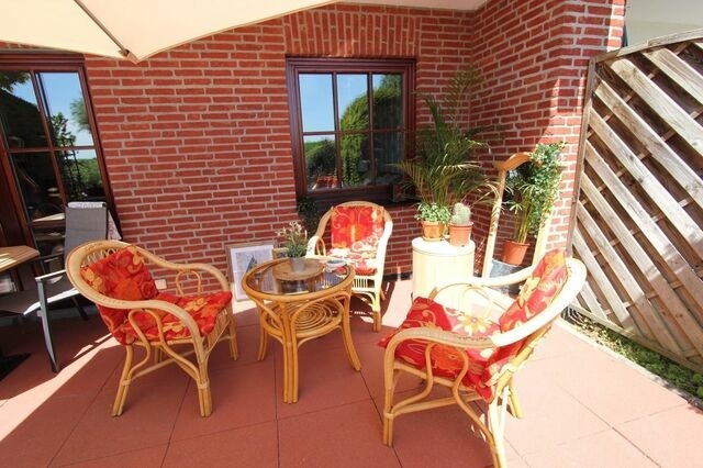 Ferienwohnung in P&ouml;nitz am See - Landhaus am See - mit Strandkorb an der Ostsee - Bild 2